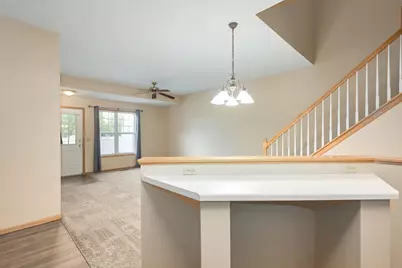 450 Hickory Lane, Oakdale, MN 55128 - Photo 11