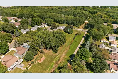 422 Chalet Drive NW, Rochester, MN 55901 - Photo 11