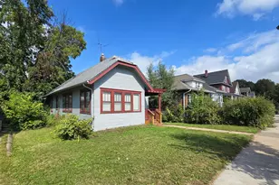 749 Geranium Ave E, Saint Paul, MN 55106 - Photo 3