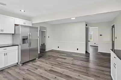 7225 Major Avenue N, Brooklyn Center, MN 55429 - Photo 9
