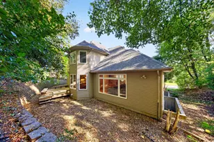 2042 Baihly Estates Ln SW, Rochester, MN 55902 - Photo 5