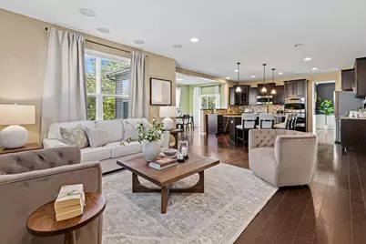626 Eastgate Parkway, Mahtomedi, MN 55115 - Photo 9