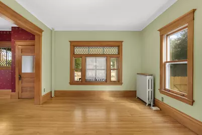 207 W 34th Street, Minneapolis, MN 55408 - Photo 7
