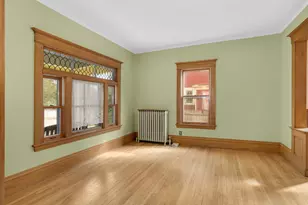 207 W 34th St, Minneapolis, MN 55408 - Photo 9