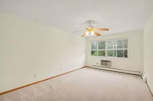 205 Barry Ave S, Wayzata, MN 55391 - Photo 15