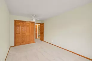 205 Barry Ave S, Wayzata, MN 55391 - Photo 11