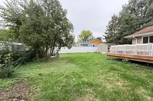 814 Meyer St N, Maplewood, MN 55119 - Photo 25