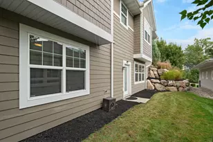 6292 Montee Dr, Eden Prairie, MN 55344 - Photo 37