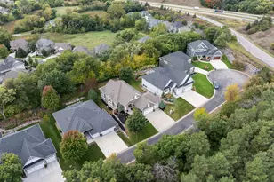 6292 Montee Dr, Eden Prairie, MN 55344 - Photo 39