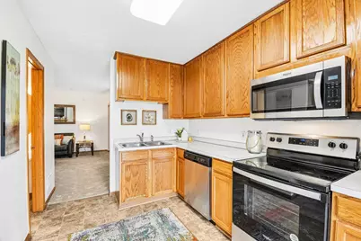 15758 Flackwood Trail, Apple Valley, MN 55124 - Photo 5