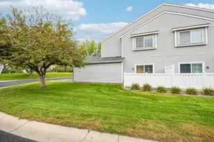 15758 Flackwood Trail, Apple Valley, MN 55124 - Photo 19