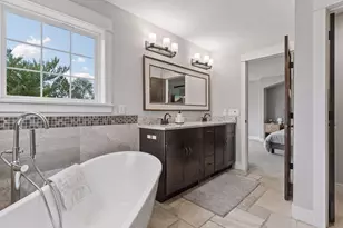 4716 Fairhills Rd W, Minnetonka, MN 55345 - Photo 37