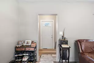 407 E 6th St, Fairmont, MN 56031 - Photo 9