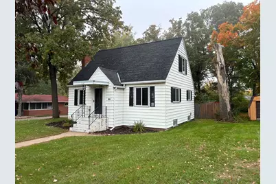 713 1st Avenue NE, Little Falls, MN 56345 - Photo 3