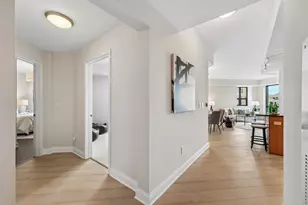 100 3rd Ave S, Minneapolis, MN 55401 - Photo 17