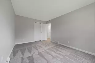 8101 Ewing Ave N, Brooklyn Park, MN 55443 - Photo 27