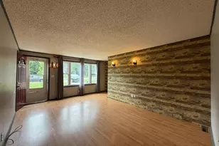 318 Grove Street N, Mora, MN 55051 - Photo 5