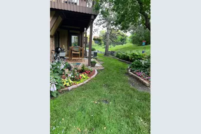 5229 Balmoral Lane, Bloomington, MN 55437 - Photo 7