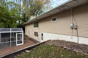 6447 Westchester Cir, Golden Valley, MN 55427 - Photo 5