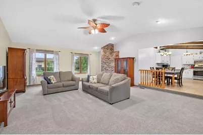 28 Sterling Street N, Maplewood, MN 55119 - Photo 15