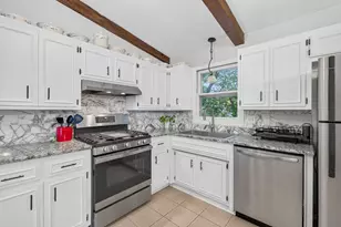 28 Sterling St N, Maplewood, MN 55119 - Photo 11