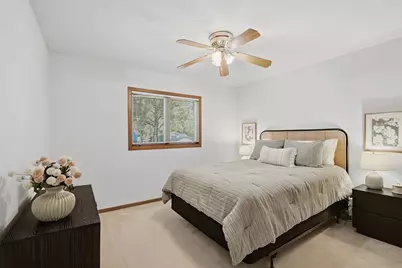 1004 W Prairie Street, Belle Plaine, MN 56011 - Photo 11
