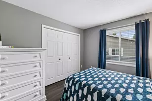 9751 Brighton Ln, Eden Prairie, MN 55347 - Photo 9