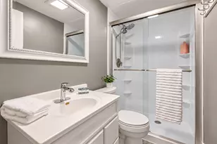 9751 Brighton Ln, Eden Prairie, MN 55347 - Photo 15