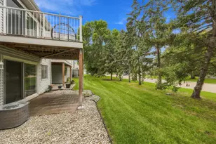 8827 Norway St NW, Coon Rapids, MN 55433 - Photo 33