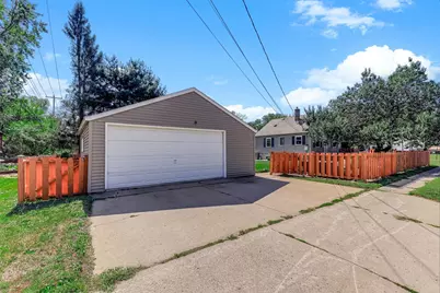 8201 Stevens Avenue S, Bloomington, MN 55420 - Photo 5