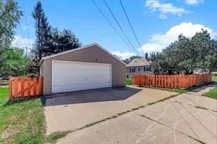 8201 Stevens Ave S, Bloomington, MN 55420 - Photo 5