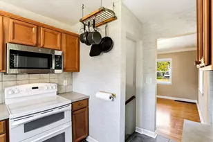 8201 Stevens Ave S, Bloomington, MN 55420 - Photo 9