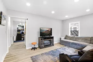 1462 Hazelwood St, Saint Paul, MN 55106 - Photo 7