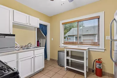 524 Lexington Parkway N, Saint Paul, MN 55104 - Photo 5