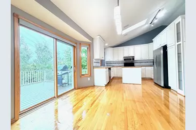 6585 Promontory Drive, Eden Prairie, MN 55346 - Photo 7