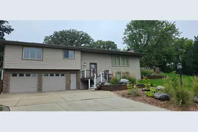 21899 Douglas Avenue, Albert Lea, MN 56007 - Photo 7