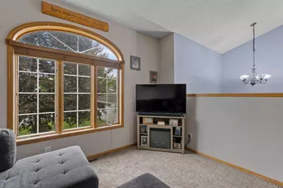 9711 Woodcrest Court, Monticello, MN 55362 - Photo 5