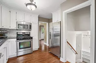4325 Zane Ave N, Crystal, MN 55422 - Photo 9