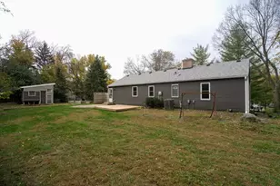13510 Knollway Dr N, Minnetonka, MN 55305 - Photo 27