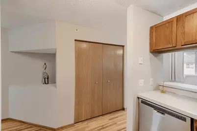 9102 Terra Verde Trail, Eden Prairie, MN 55347 - Photo 9