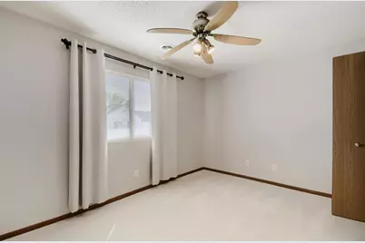 9102 Terra Verde Trail, Eden Prairie, MN 55347 - Photo 17