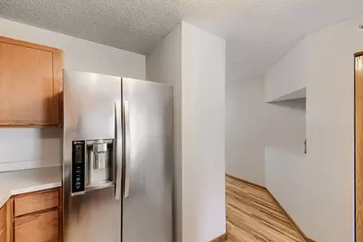 9102 Terra Verde Trail, Eden Prairie, MN 55347 - Photo 5