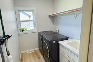 1807 Raymond Dr, North Mankato, MN 56003 - Photo 15
