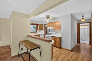 1837 Hawthorne Ave E, Saint Paul, MN 55119 - Photo 19