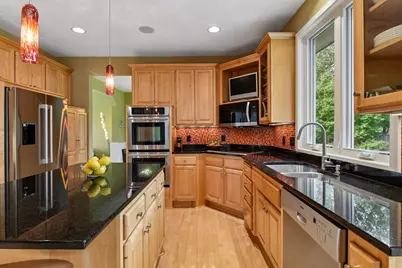 14478 Boulder Pointe Road, Eden Prairie, MN 55347 - Photo 15