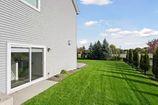 10580 Three Oaks Ln, Champlin, MN 55316 - Photo 13