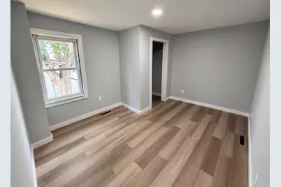 929 Barclay Street, Saint Paul, MN 55106 - Photo 17