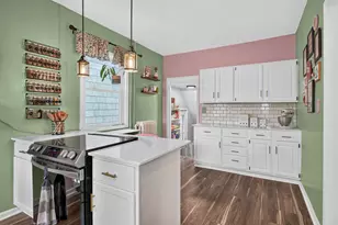 1640 Dayton Ave, Saint Paul, MN 55104 - Photo 1