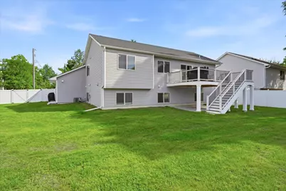 5209 49th Avenue N, Crystal, MN 55429 - Photo 9