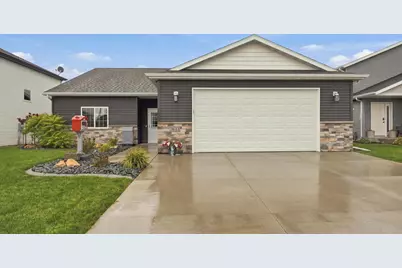 3613 30th Street S, Moorhead, MN 56560 - Photo 3